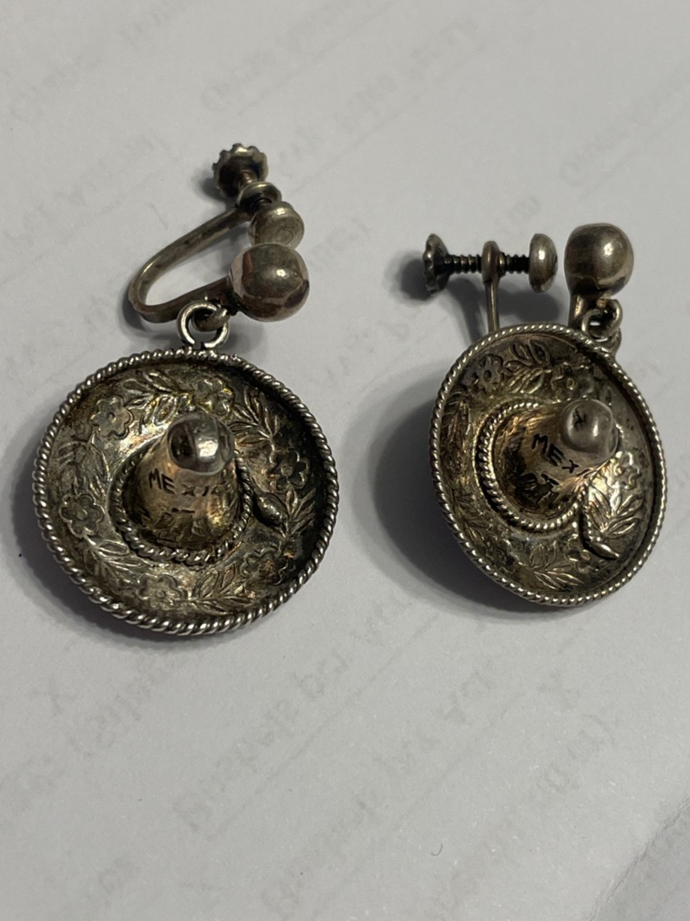 Vintage 925 Mexico Sombrero Screwback Earrings